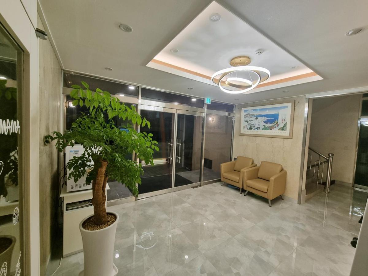 Trevi Hotel Csedzsu Kültér fotó
