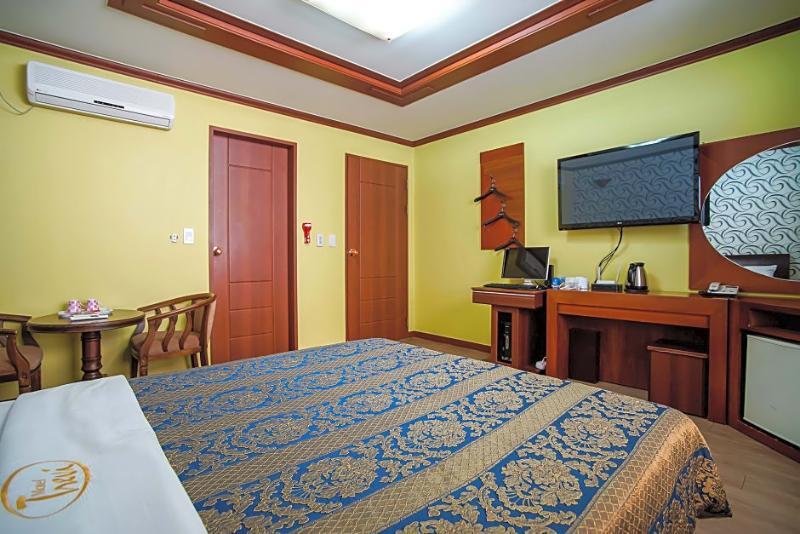 Trevi Hotel Csedzsu Kültér fotó